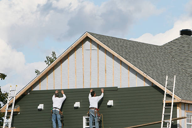 Professional Siding Replacement technician working in Timberlake, VA